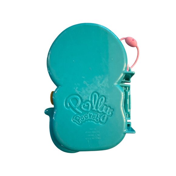 Polly Pocket Compact Playset Otter Aquarium - Picture 2 of 5